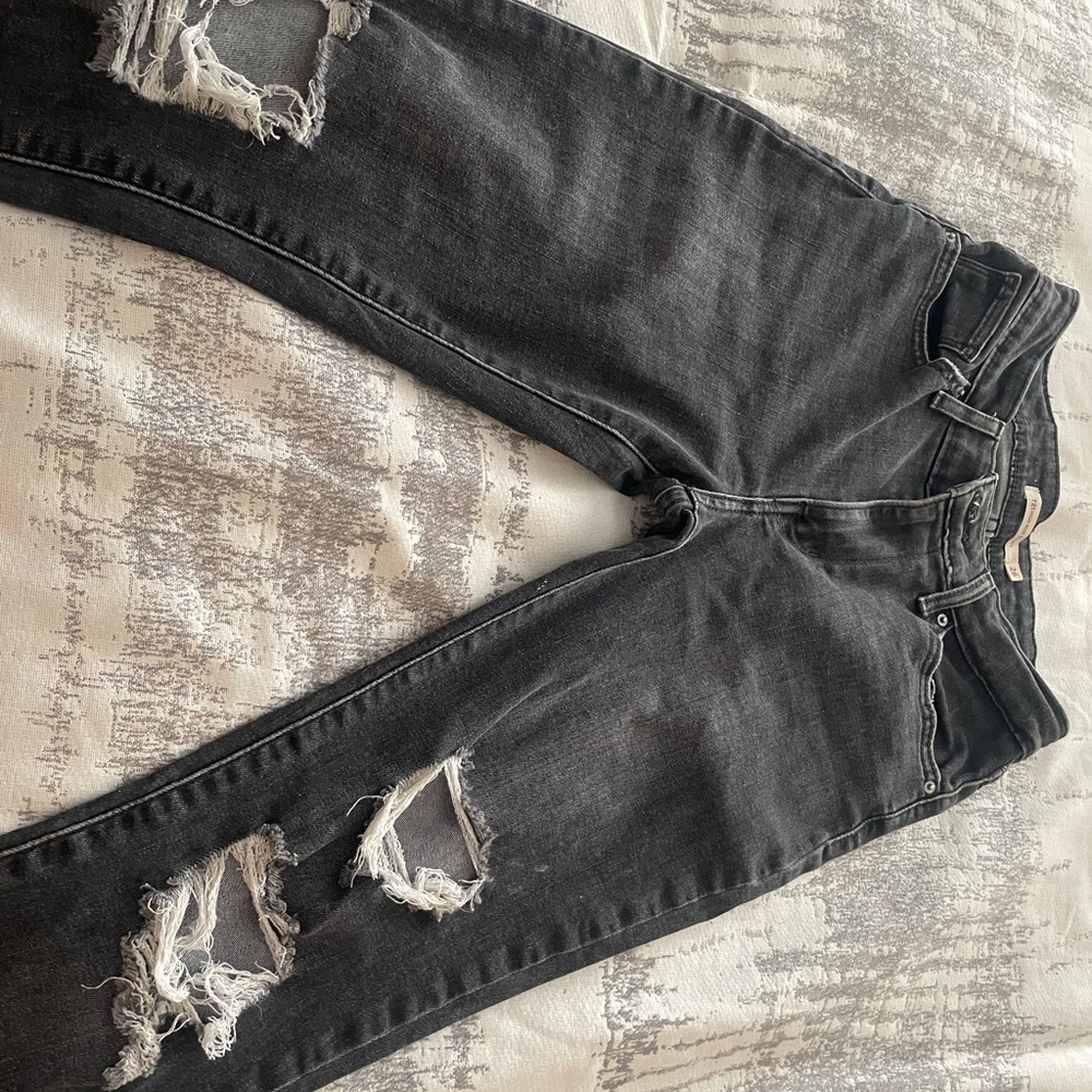 Levi's High Rise Distressed Black Jeans